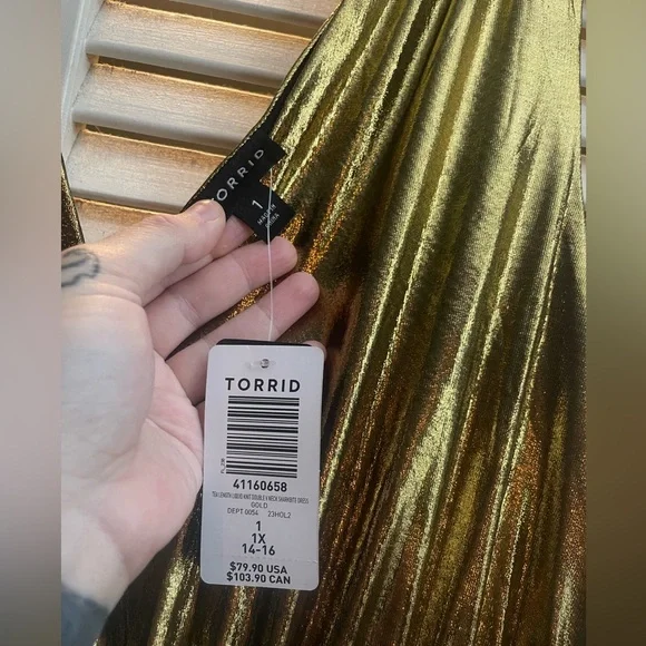 Torrid holiday party dress! - Picture 3 of 3